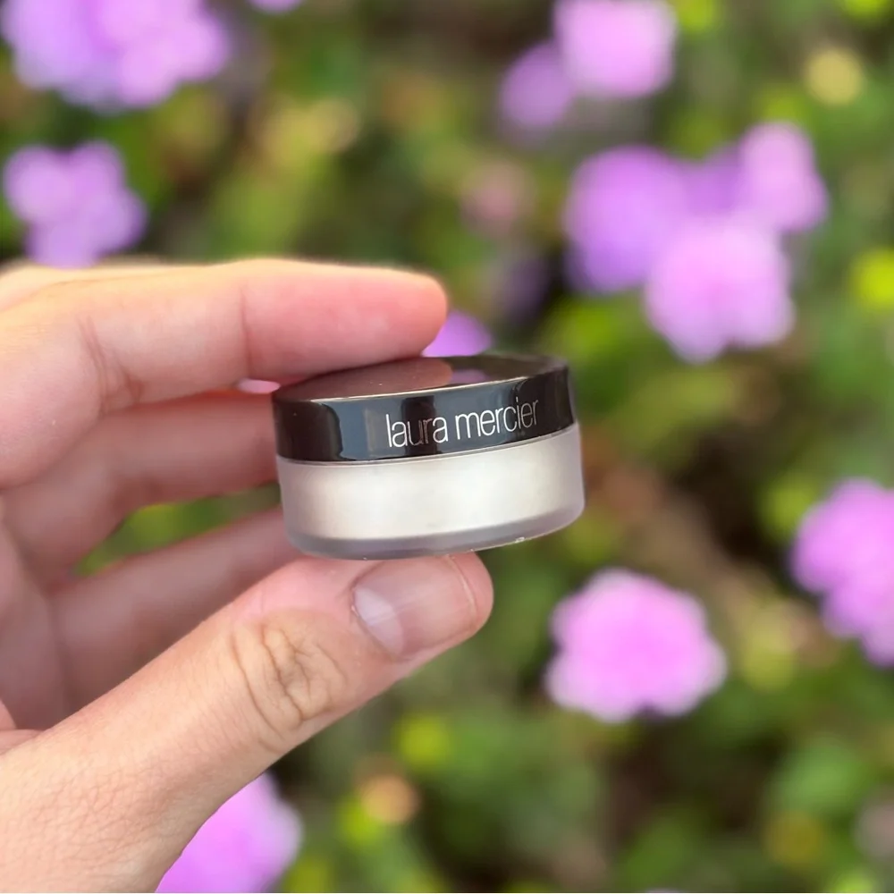 NWOT Laura Mercier Mini Translucent Powder